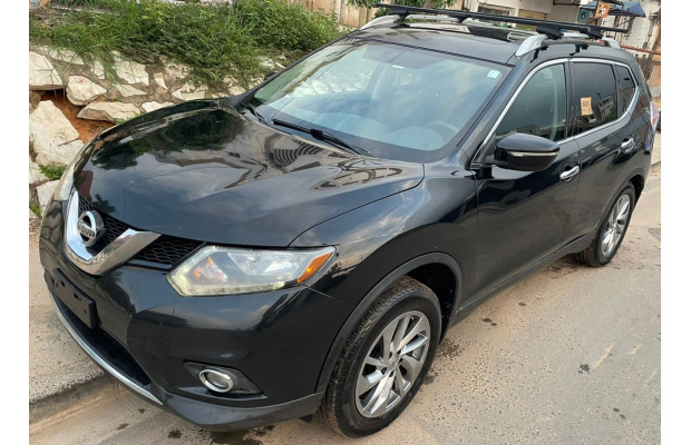 Nissan ROGUE 2015