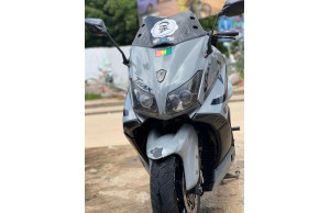 Yamaha TMax 2012