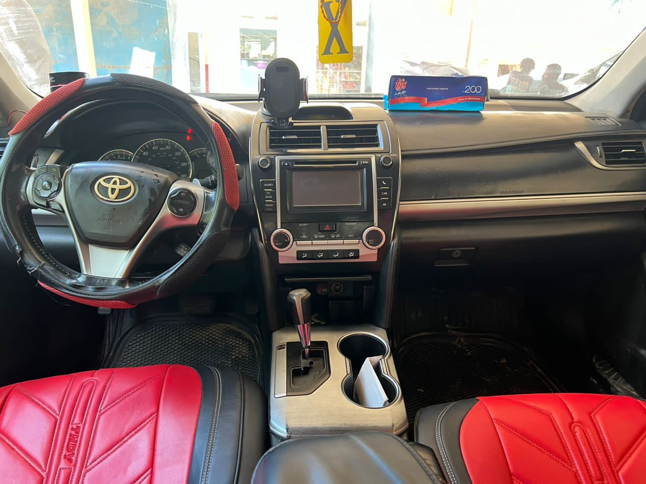 Toyota Camry 2014 4
