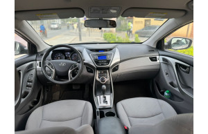 Hyundai Elantra 2013