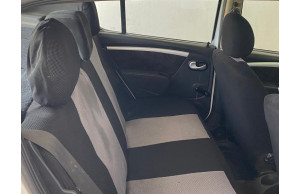 Dacia Sandero 2011