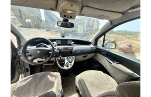 Peugeot 807 2008