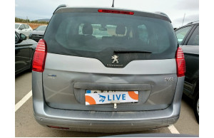 Peugeot 5008 2015