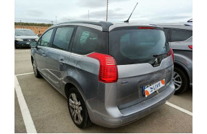 Peugeot 5008 2015