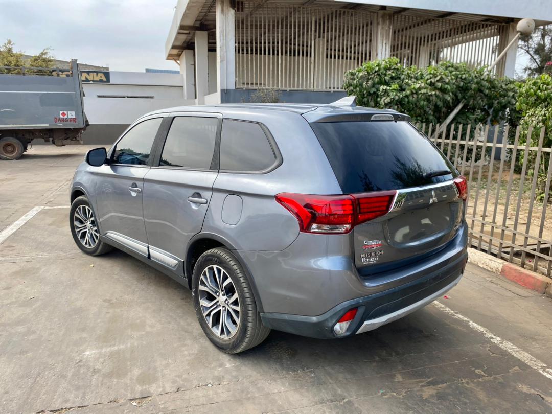 Mitsubishi Outlander 2017 8