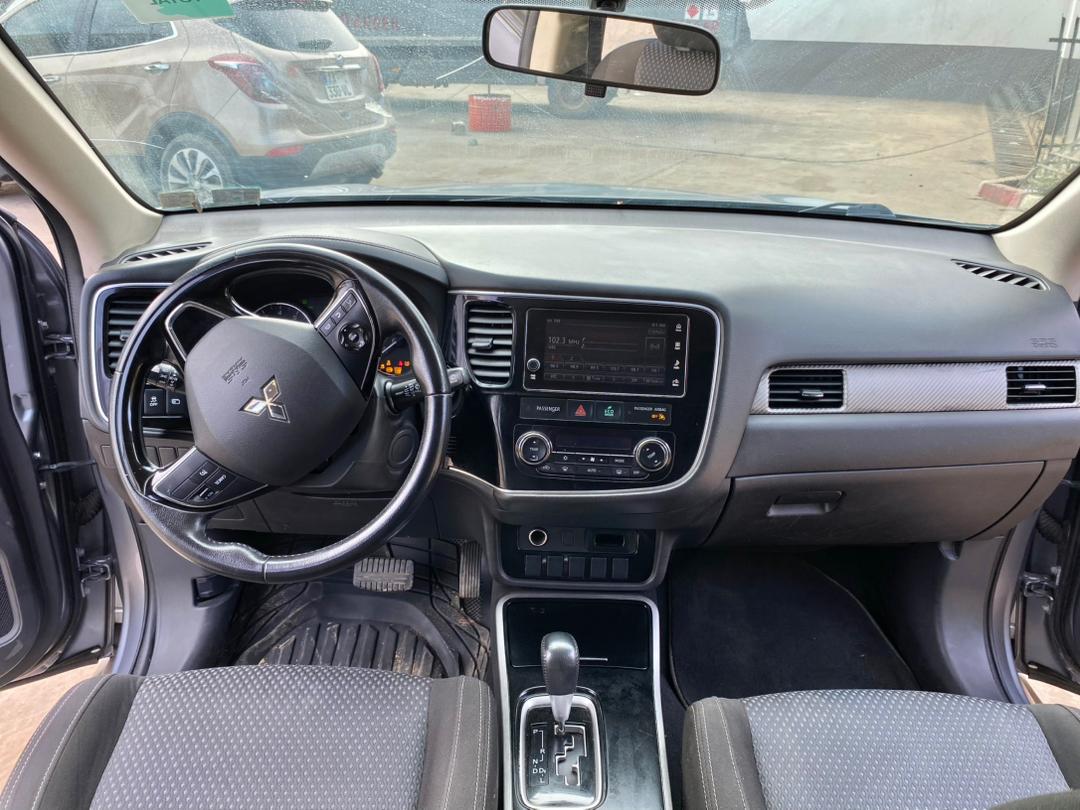 Mitsubishi Outlander 2017 3