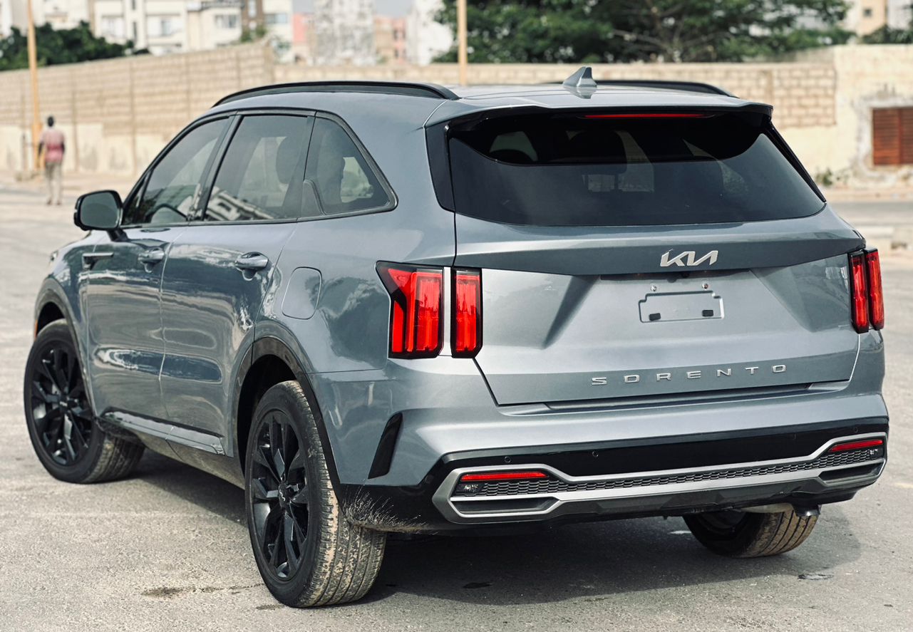 Kia Sorento 2023 8