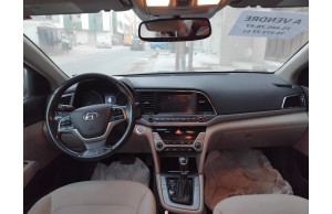 Hyundai Elantra 2017