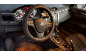 Suzuki Kizashi 2012