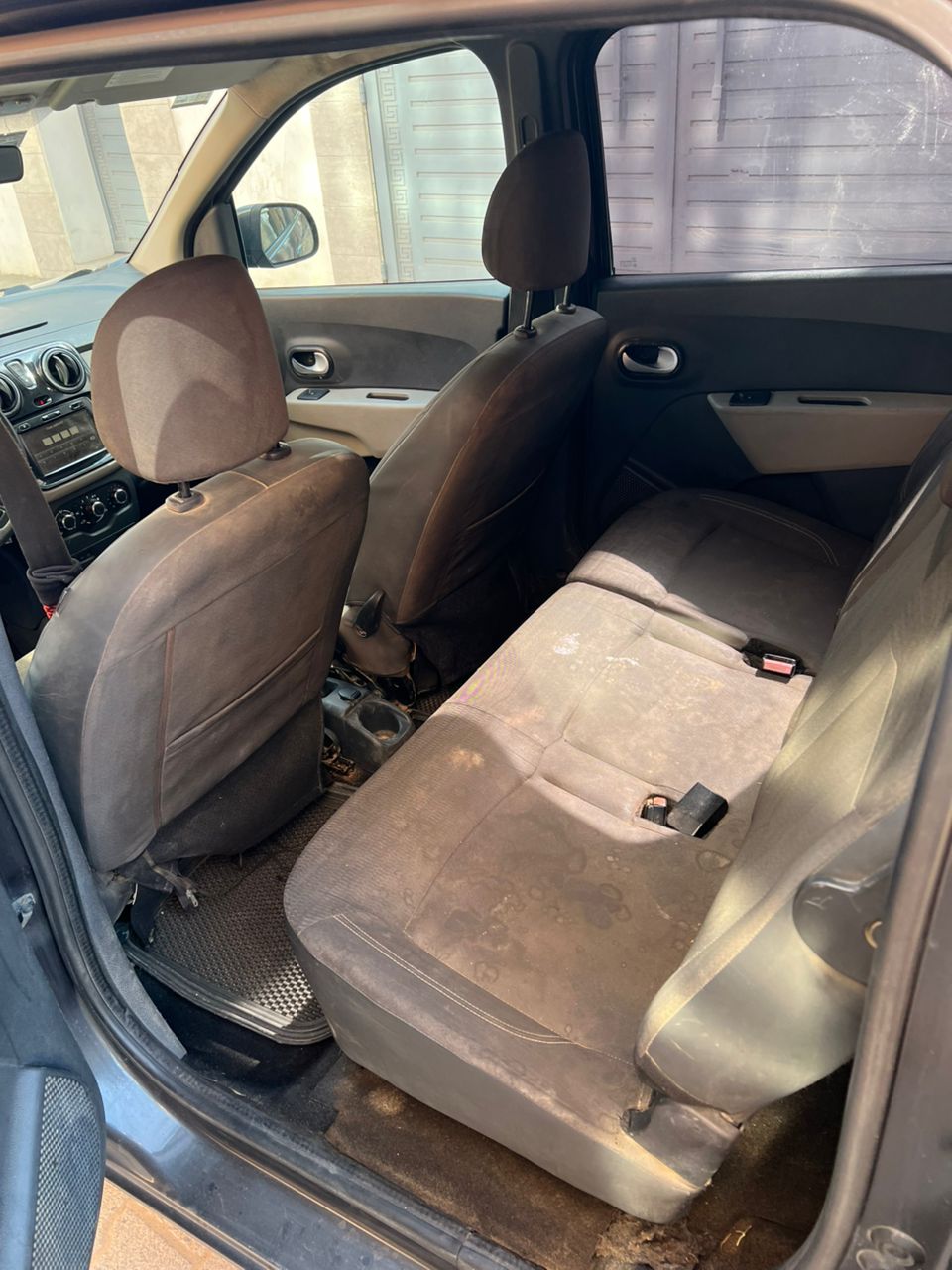 Dacia Lodgy 2014 3