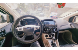 Ford ford-focus 2012