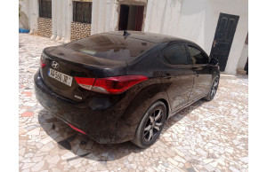 Hyundai Elantra 2012