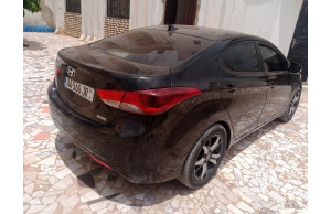 Hyundai Elantra 2012