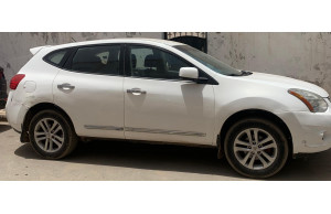 Nissan ROGUE 2011