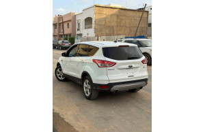 Ford ESCAPE-SE 2016