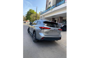 Toyota Highlander 2023