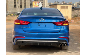 Hyundai Elantra 2017