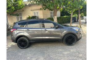 Ford ESCAPE-SE 2018