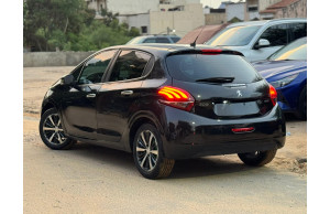 Peugeot 208 2017