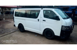 Toyota Hi Ace 2010