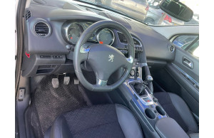 Peugeot 3008 2015