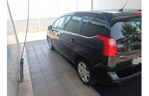 Peugeot 5008 2015