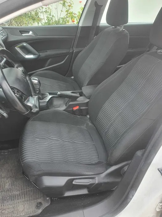 Peugeot 308 2015 4