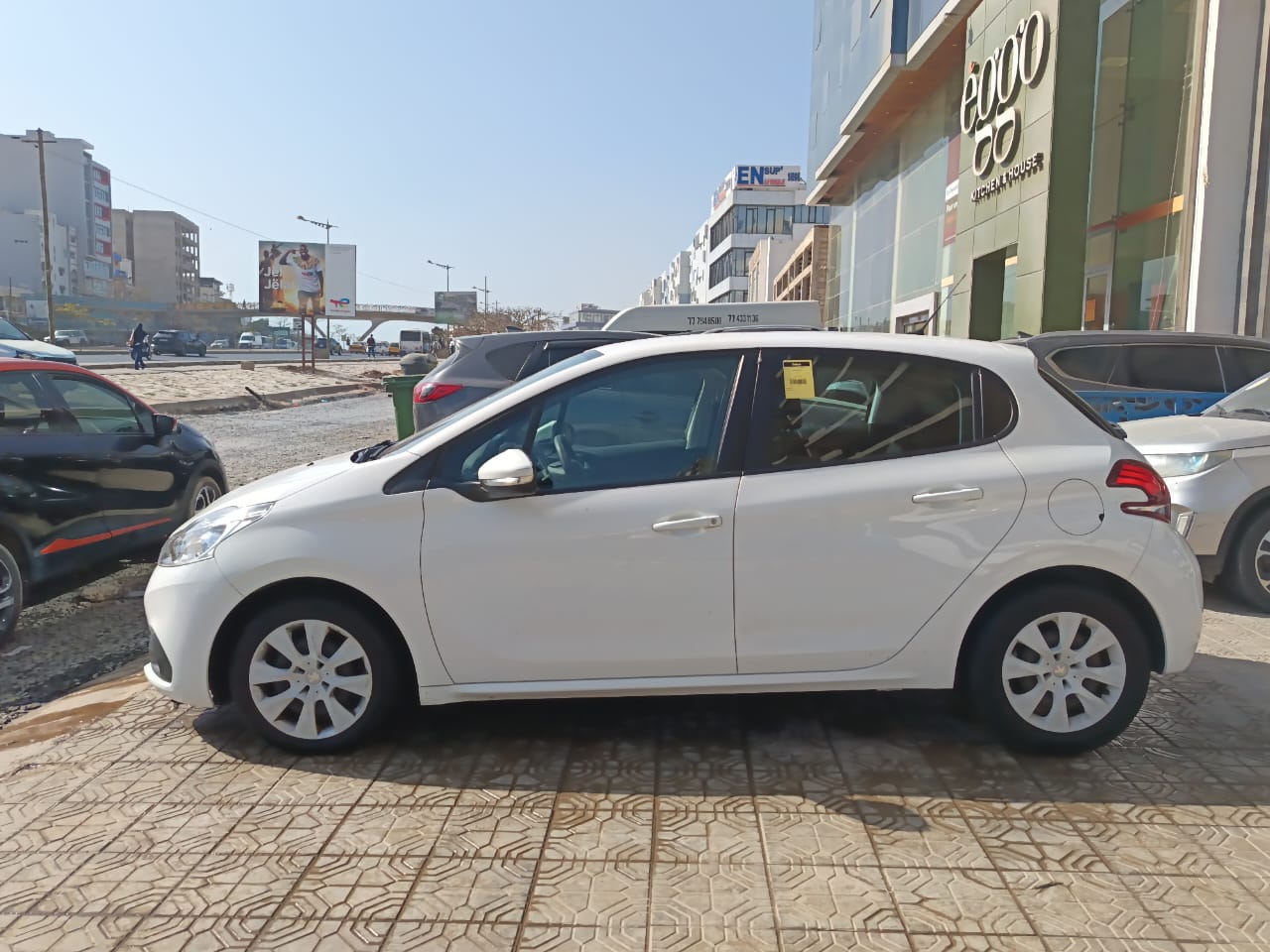 Peugeot 208 2019 4