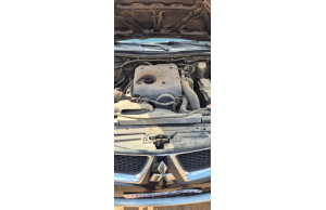 Mitsubishi pajero-sport 2009