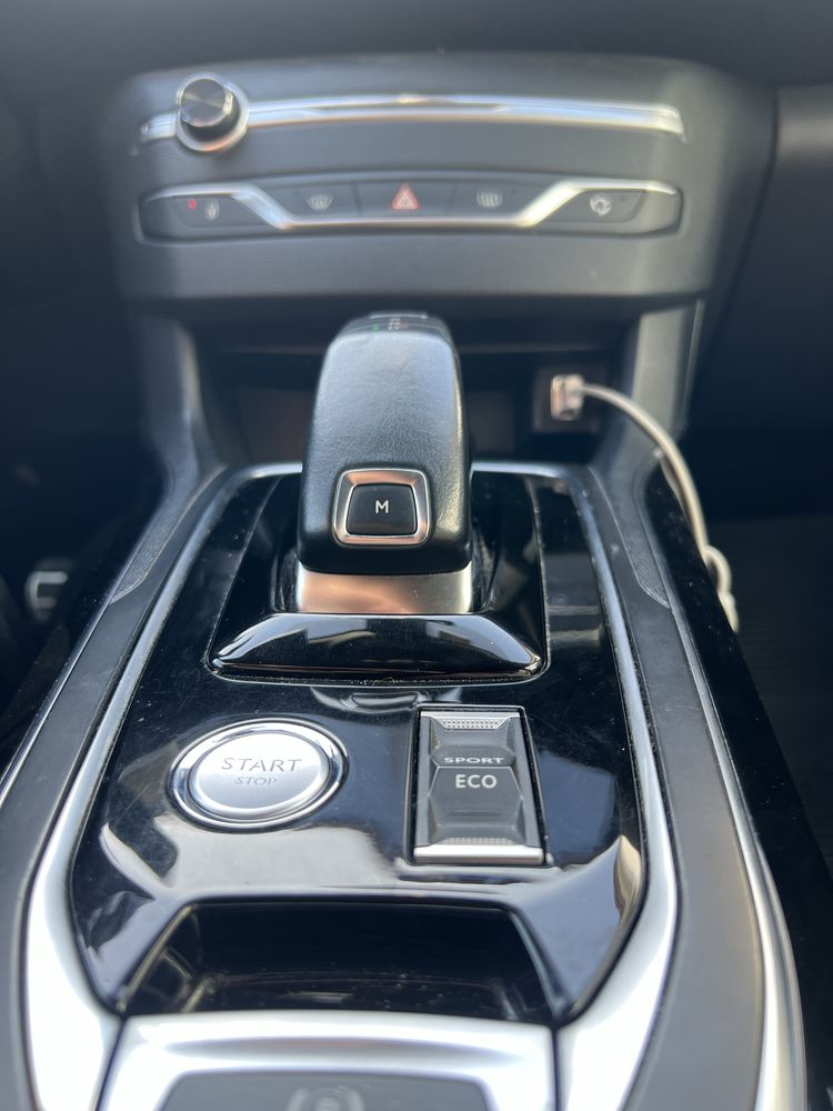 Peugeot 308 2018 0