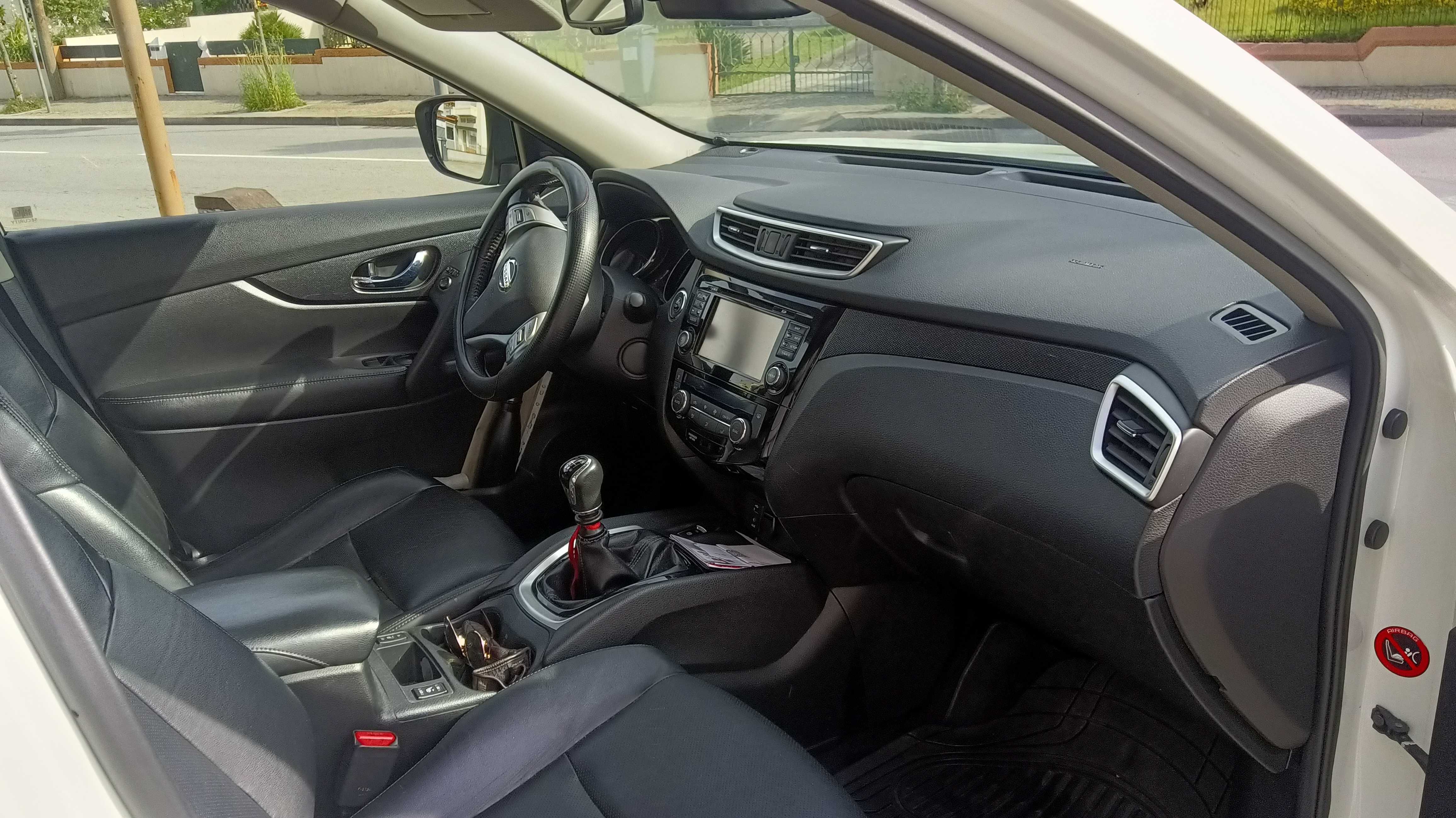 Nissan X-trail 2016 4