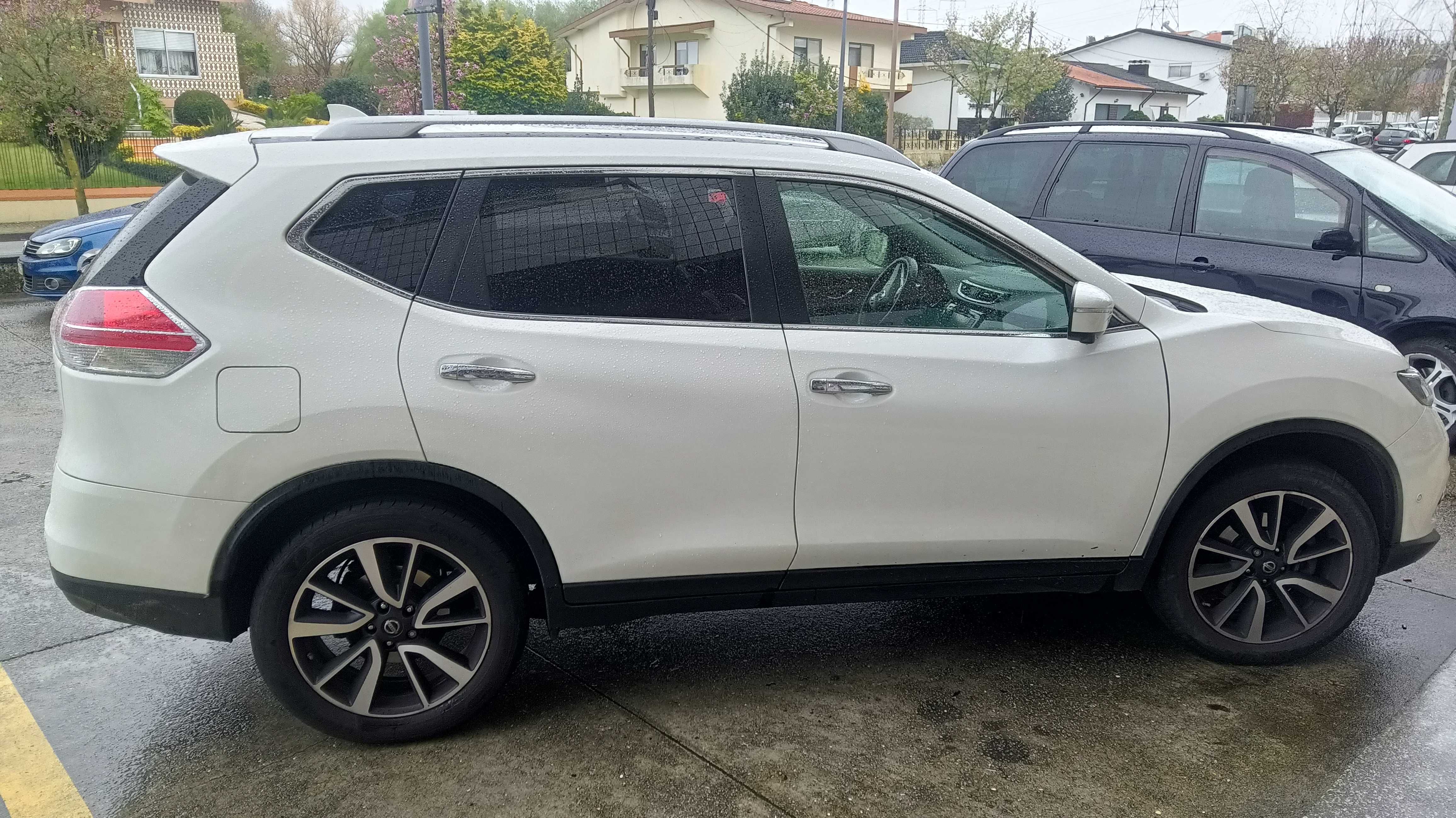 Nissan X-trail 2016 1