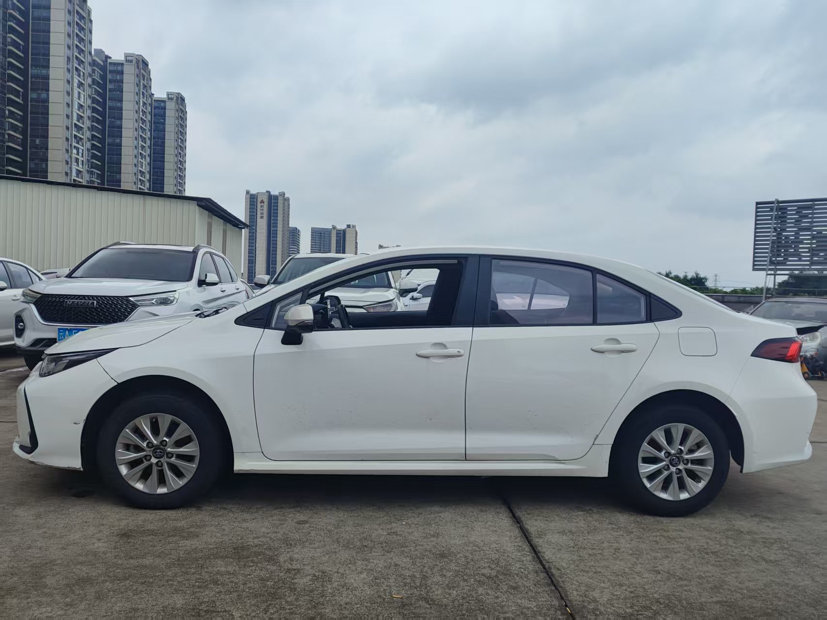 Toyota Corolla 2023 1
