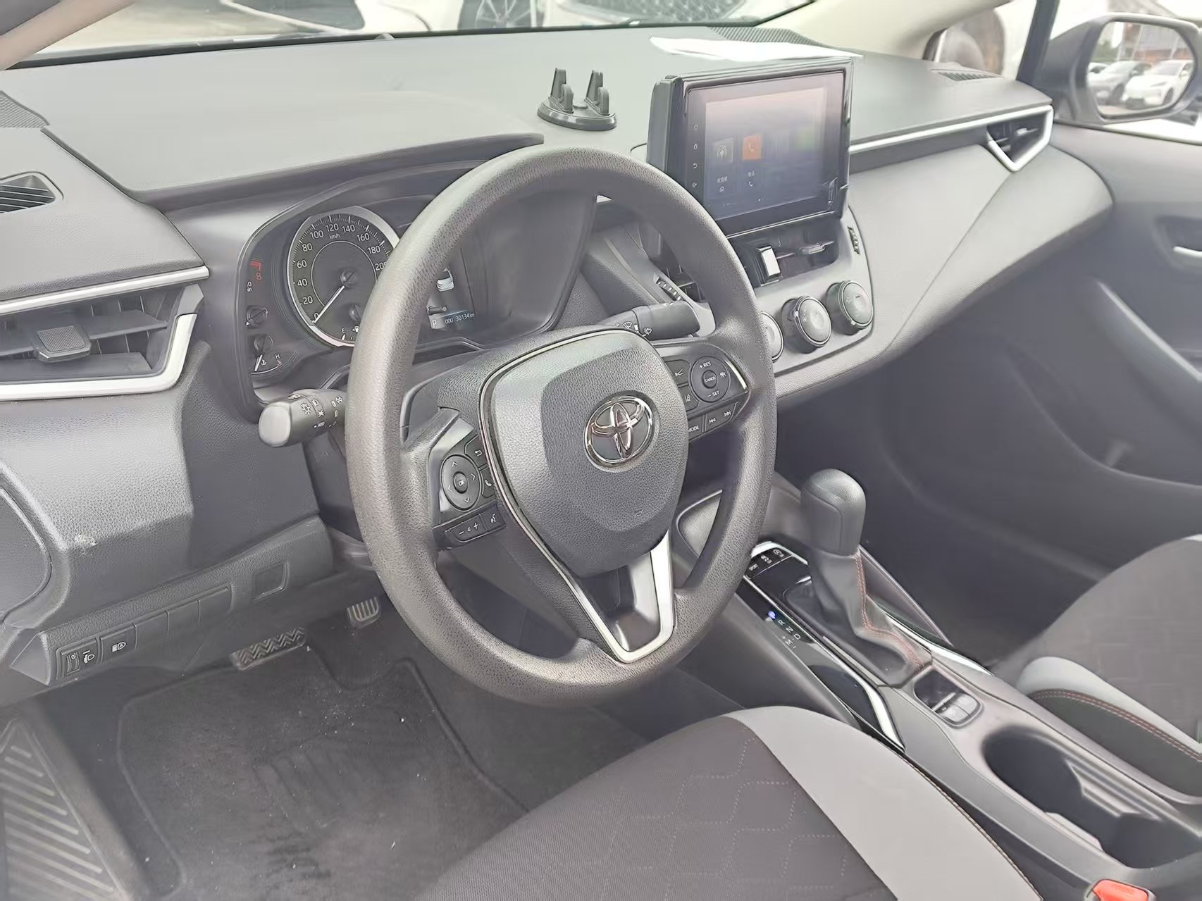 Toyota Corolla 2023 3