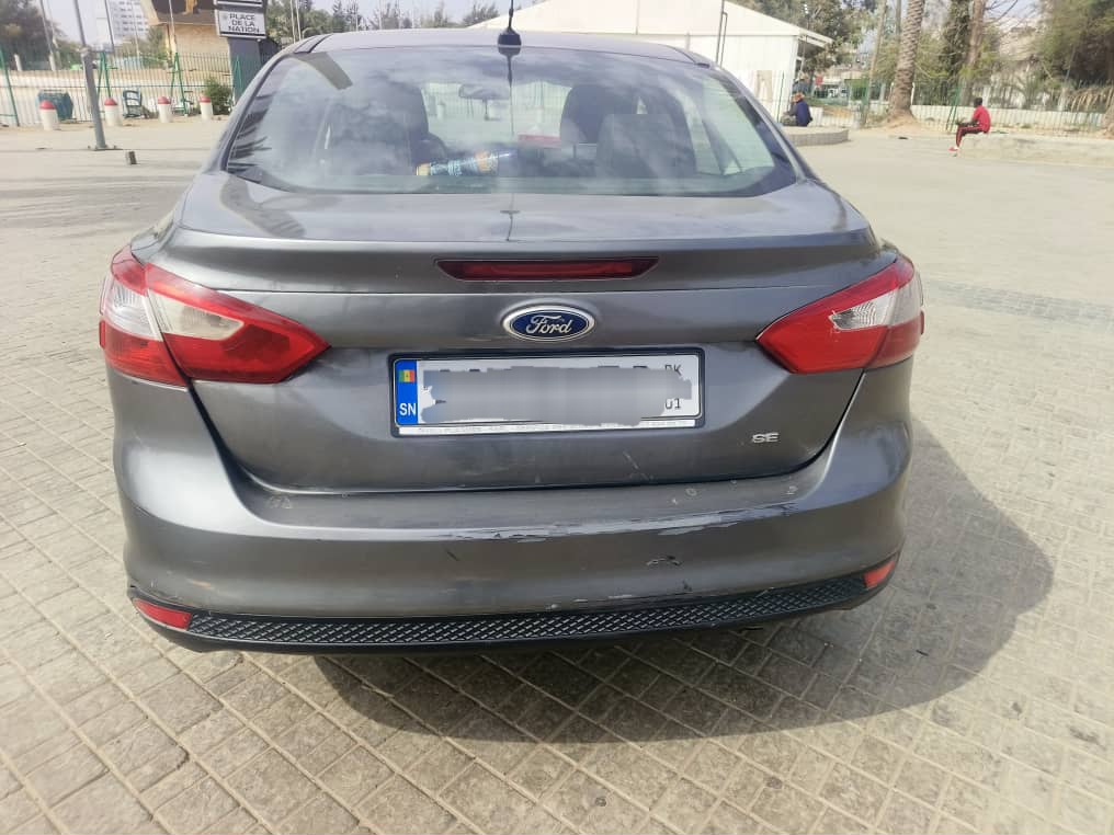 Ford Focus 2013 4