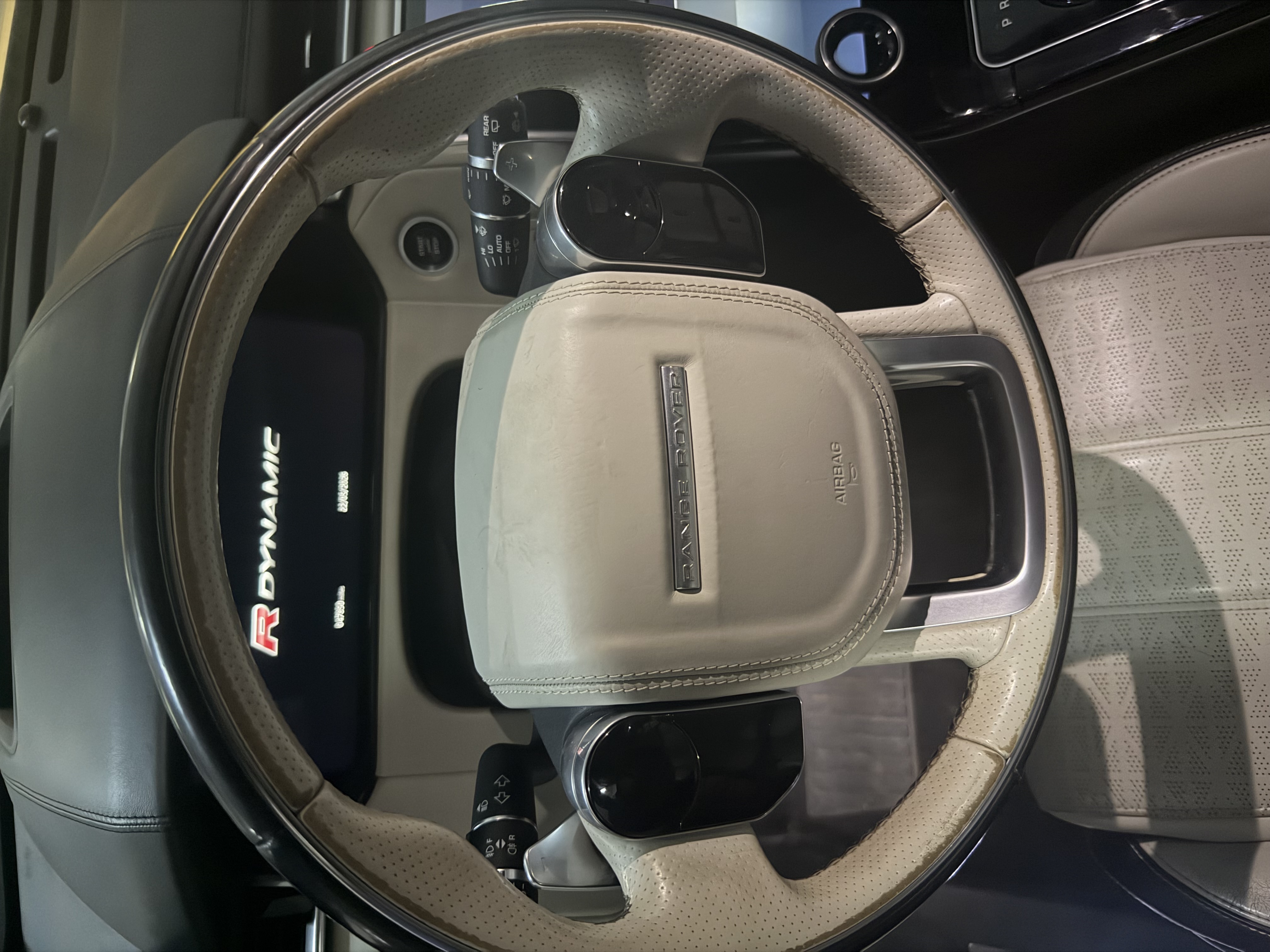 Land Rover Range Rover Velar 2018 3