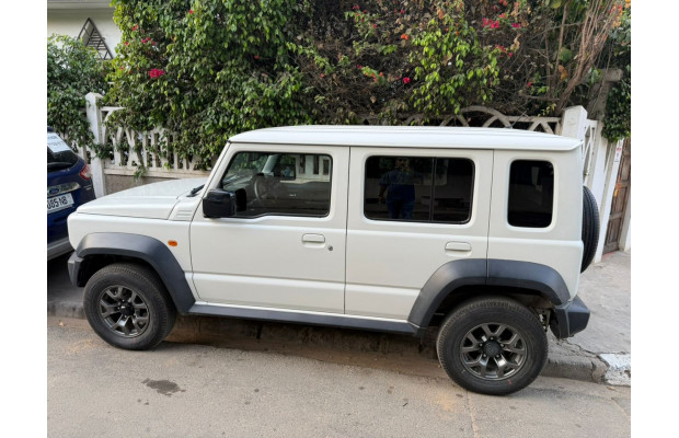 Suzuki Jimny 2024